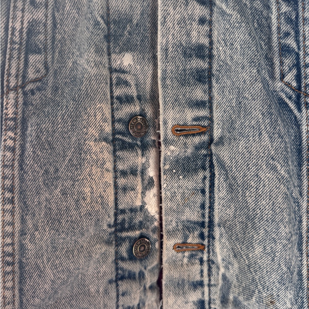 Levi's 80's Denim Trucker Jacket Distressed Men's L Flannel lined Red Plaid USA - Picture 13 of 16